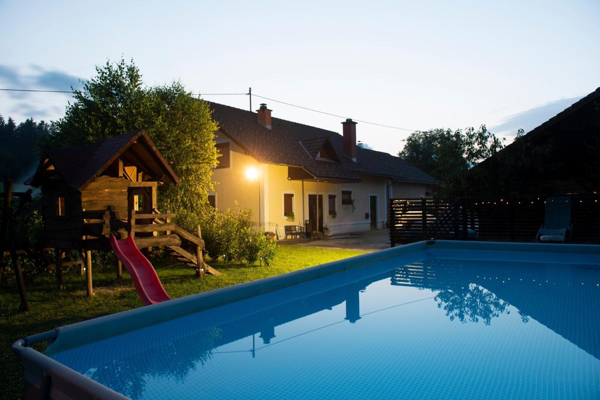 Apartma Marija Metlika Exterior foto